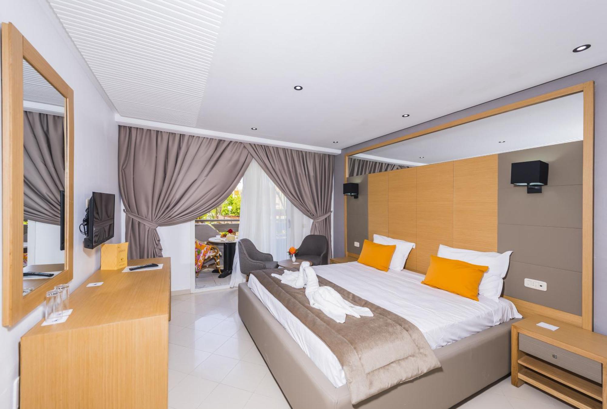Abou Sofiane Hotel Порт-Эль-Кантауи Экстерьер фото